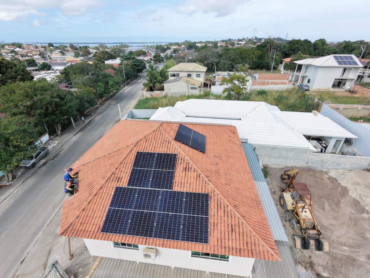 Residencial · 5,6 kWp — Araruama · Viaduto